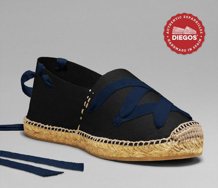 EU 39 / US 7 / navy blue