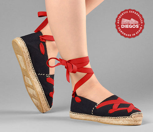 Black classic laces espadrilles