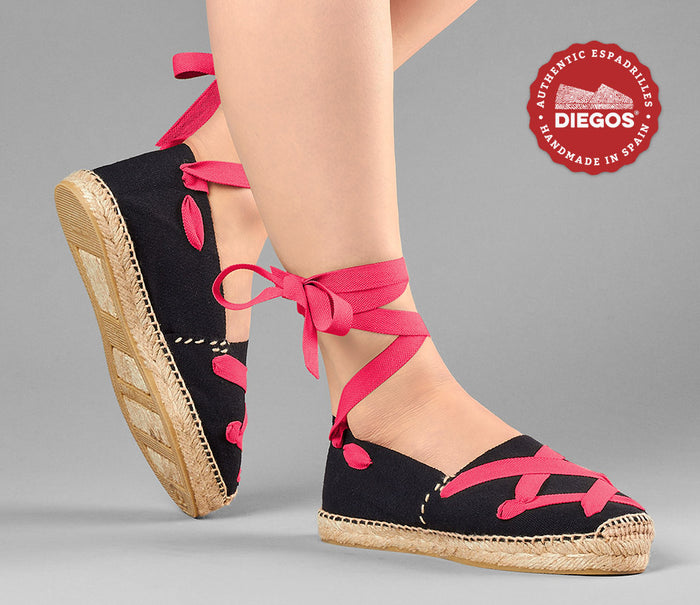 Black classic laces espadrilles