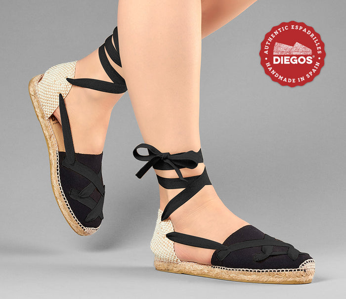 Black flat Lola classic laces espadrilles
