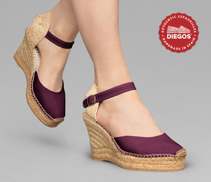 Burgundy linen Carmen