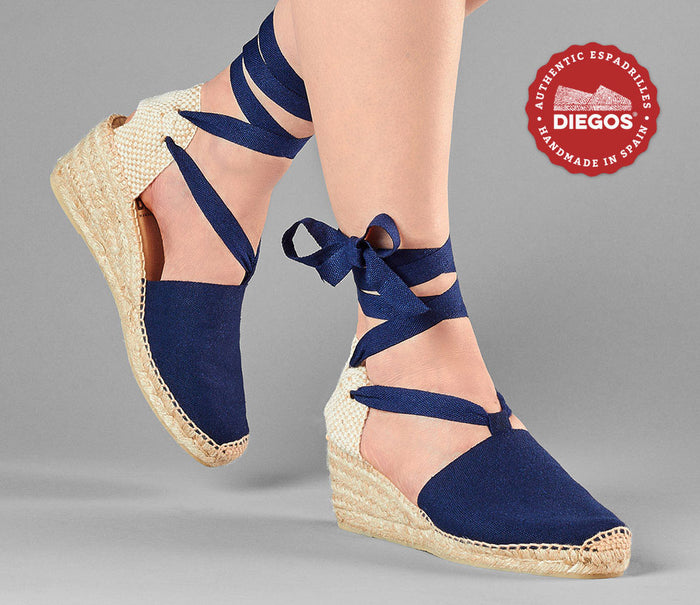 Navy Lola
