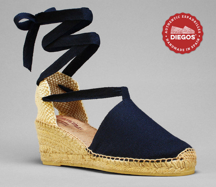 Navy Lola