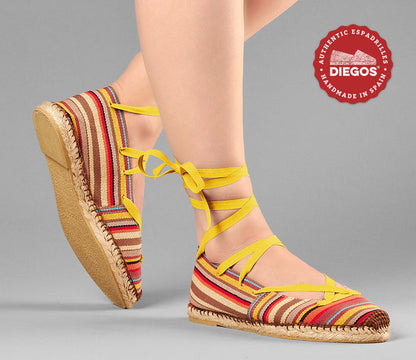 Red stripes ballerina