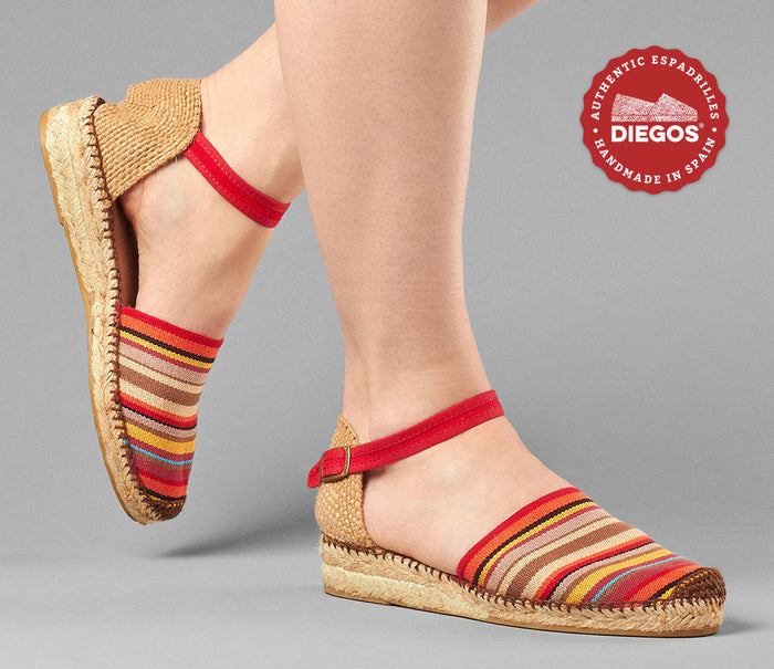 Red stripes Carmen